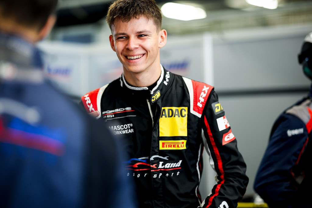 Bastian Buus leverede stærke comebacks på Nürburgring.
(Foto: Land-Motorsport)